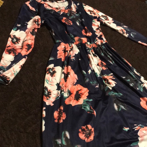 Long sleeve women dress - Picture 2 of 8